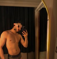 Hungboyeng - Male escort in İstanbul