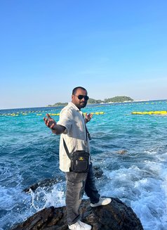 Hunger - Male escort in Pattaya Photo 1 of 1