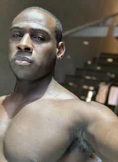 HungPrinceLJ - Male escort in Bangkok Photo 11 of 11