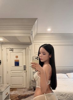 Hungry bottom for your big one - Transsexual escort in Bangkok Photo 9 of 18