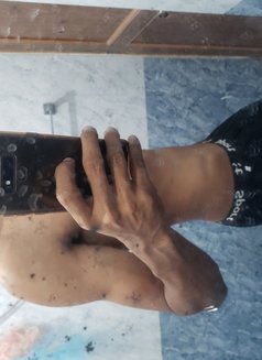 Hunk Boy - Male escort in Colombo Photo 3 of 5