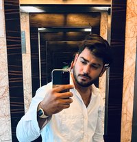 Hunk Men - Male escort in Gurgaon