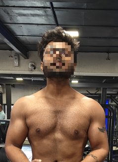 Hunk Vedant in Mumbai - Male escort in Mumbai Photo 2 of 3