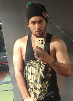 Hunky - Male escort in Dubai Photo 3 of 4