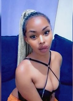 Hunnie - escort in Khobar Photo 6 of 6