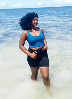 Hunnie - escort in Mombasa Photo 1 of 2