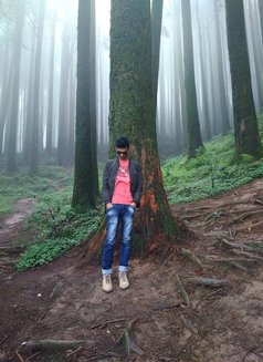 Hunny Bunny - Male escort in Kolkata Photo 7 of 11