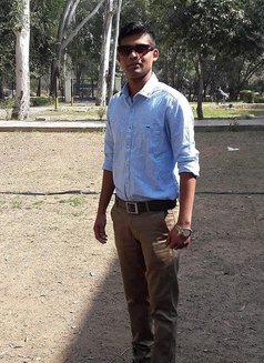 Hunny Bunny - Male escort in Kolkata Photo 9 of 11