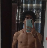 Hunny - Male escort in New Delhi