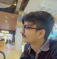 Hunny - Male escort in New Delhi