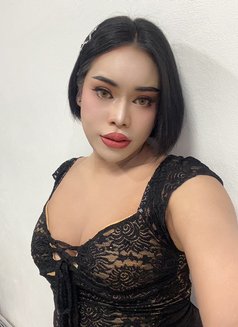 Hunsana - Transsexual escort in Al Manama Photo 3 of 3