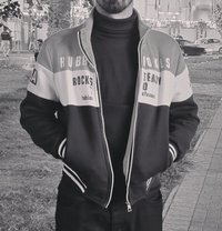 Hunter - Male escort in Al Manama