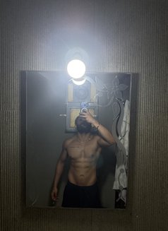 Hunter - Acompañantes masculino in Dubai Photo 3 of 3