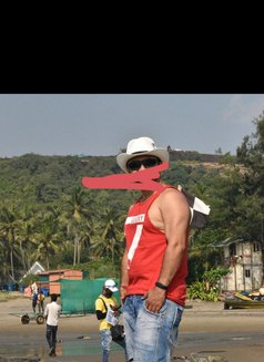 Hunter - Male escort in Jaipur Photo 5 of 5