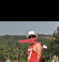 Hunter - Acompañantes masculino in Surat