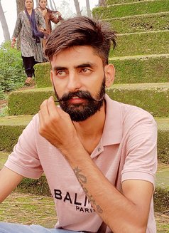 Hunter - Male escort in Kalyan Photo 1 of 1