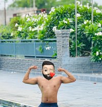 Hunter - Acompañantes masculino in New Delhi