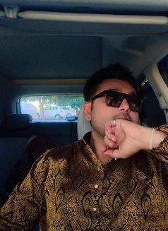 Hunter - Male escort in Rajkot Photo 2 of 4
