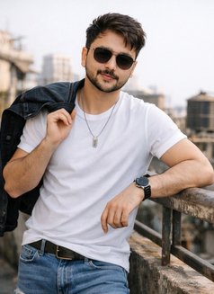 Hunter - Acompañantes masculino in Vadodara Photo 1 of 1