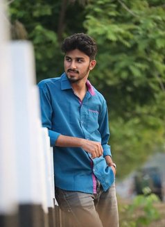 Cheapest male service (no advance) - Male escort in Mumbai Photo 6 of 8