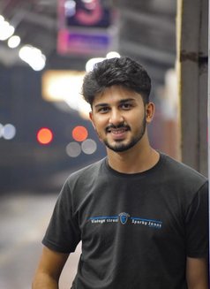 Cheapest male service (no advance) - Male escort in Mumbai Photo 7 of 8