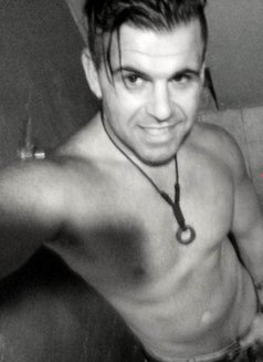 Hunter - Male escort in Johannesburg Photo 9 of 9