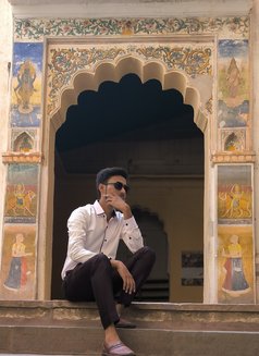 Kabir - Male escort in Ahmedabad Photo 3 of 3