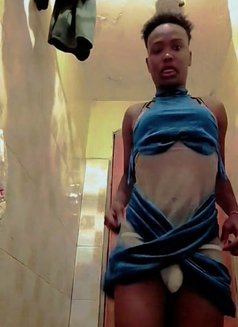 Huntress - Transsexual escort in Nairobi Photo 2 of 5
