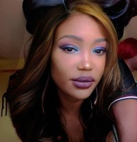 Huntress - Transsexual escort in Nairobi