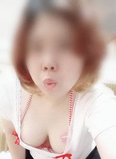 Huong Chubby - puta in Ho Chi Minh City Photo 5 of 5
