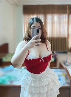Huong Chubby - escort in Ho Chi Minh City Photo 3 of 5