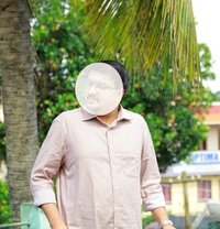 Hussain - Male escort in New Delhi