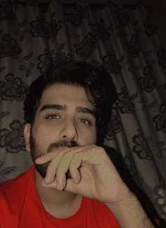 Hussy - masseur in Lahore Photo 2 of 16