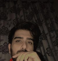 Hussy - masseur in Lahore