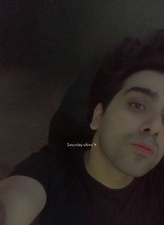 Hussy - masseur in Lahore Photo 3 of 16