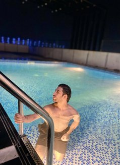 Hussy - masseur in Lahore Photo 8 of 16