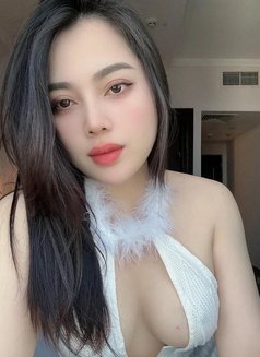 Huyct - escort in Doha Photo 2 of 5