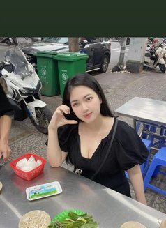 Huynh Ha - escort in Ho Chi Minh City Photo 1 of 7