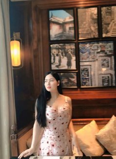 Huynh Ha - escort in Ho Chi Minh City Photo 3 of 7