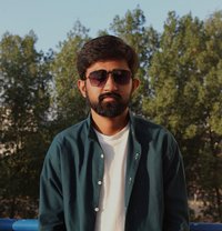 Huzaifa - Male companion in Lahore