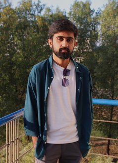 Huzaifa - Male escort in Lahore Photo 4 of 4