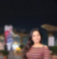 Hy Guys I Am Madhu Doorstep Servic 24 X7 - puta in Surat