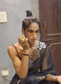 Hyaat0101 - Acompañantes transexual in New Delhi Photo 28 of 30