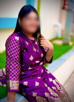 Hyd Escort Genuine Service Cash Pay Dire - puta in Hyderabad Photo 3 of 4