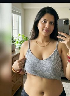 Hyderabad - escort in Kolkata Photo 2 of 3