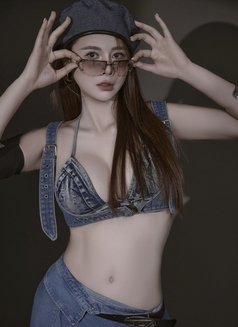 Hyeon 🇰🇷 - puta in Bangkok Photo 7 of 7