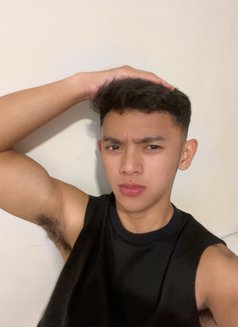 Hyperrr - Acompañante masculino in Jakarta Photo 1 of 6