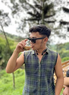 Hyperrr - Acompañante masculino in Jakarta Photo 5 of 6