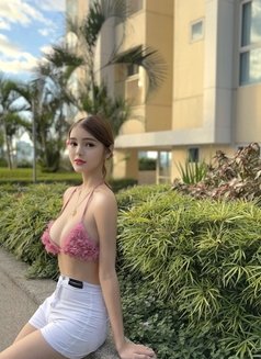 Hyun Mi, Korean Filipina - escort in Manila Photo 3 of 11