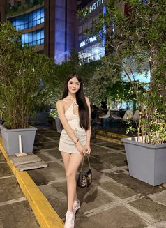 Hyun Mi, Korean Filipina - puta in Manila Photo 13 of 16